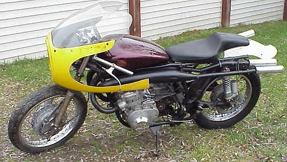gt750l.jpg (56527 bytes)