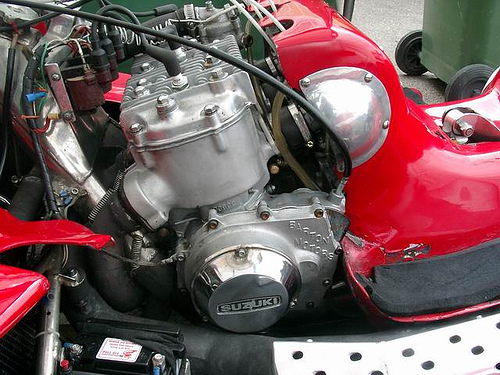 696741373_9fac4c768a