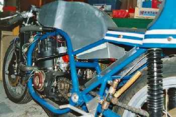 pictures0007.jpg (15108 bytes)