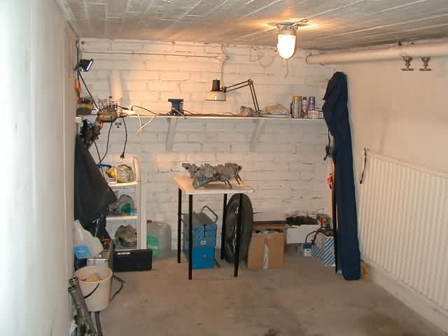 third003.jpg (62866 bytes)